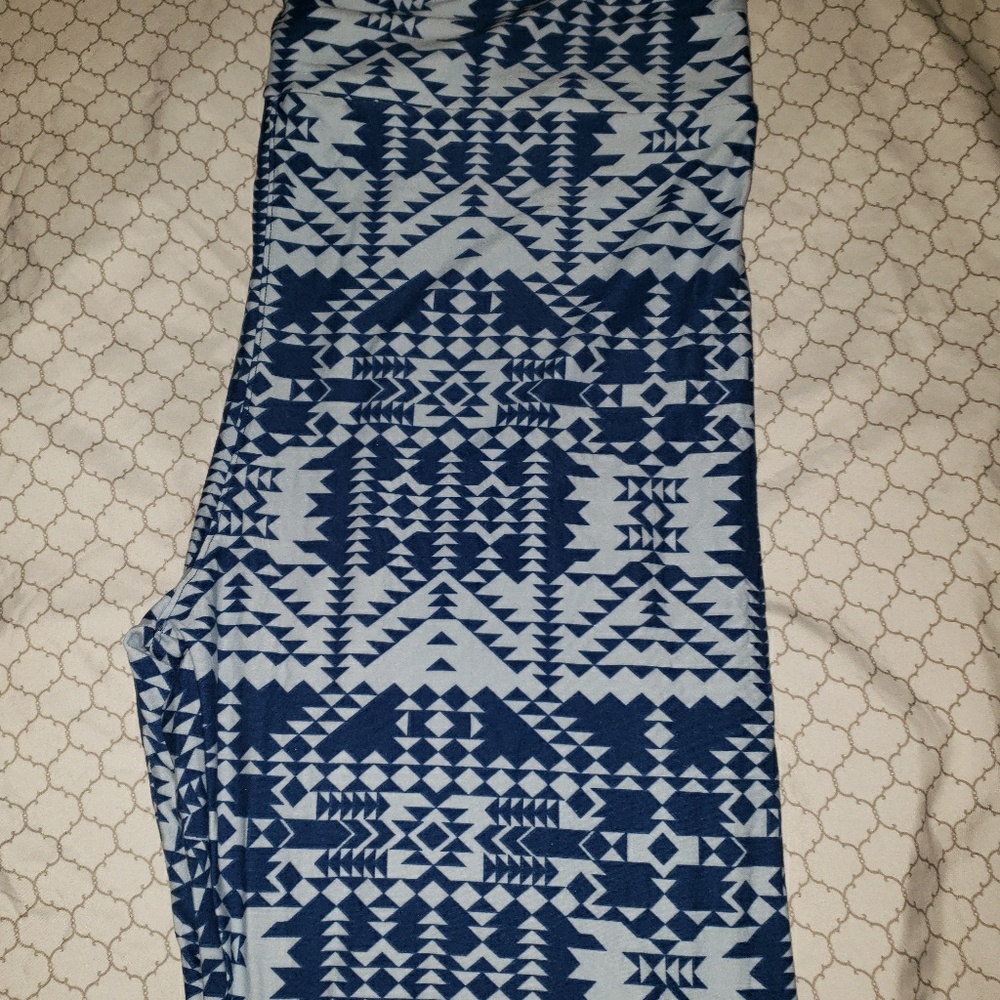 TC2 LulaRoe leggings